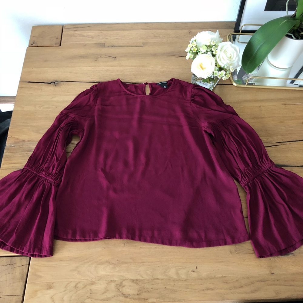 Club Monaco maroon blouse w/embellished sleeves
